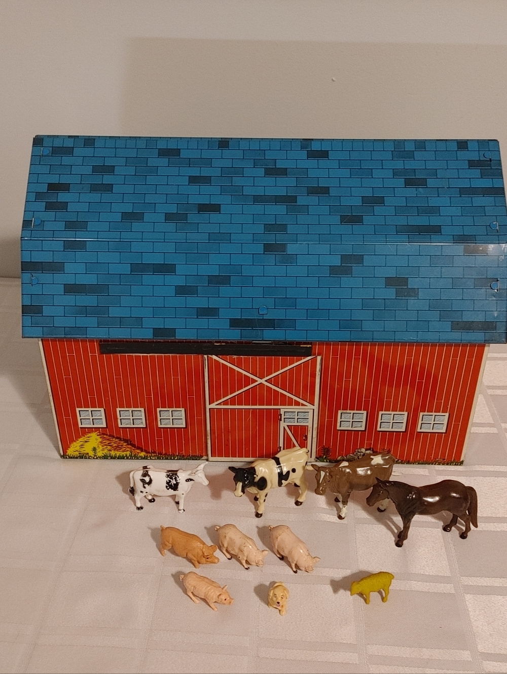 Vintage Sunnyfield Farms Tin Litho Barn With Assorted Farm Animals, Red Blue